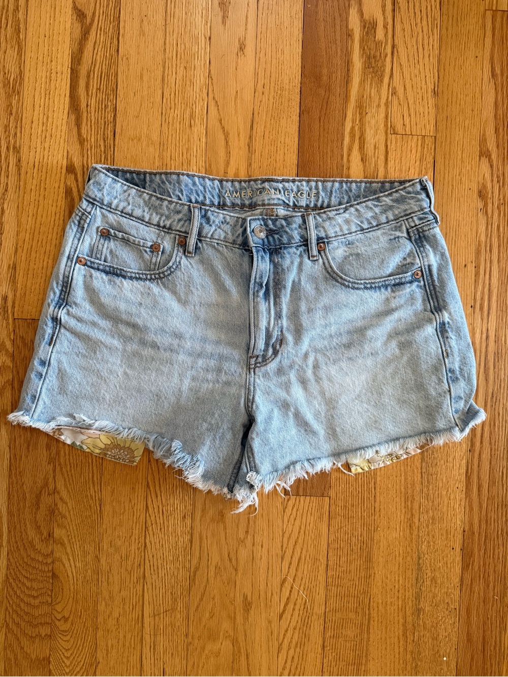 Retro American eagle shorts
